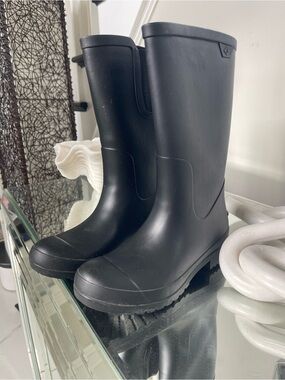 Sperry Waterproof Rubber Boots